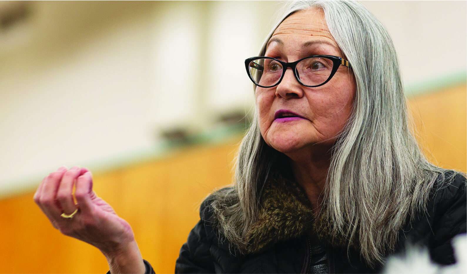 Beverly Lennie, Nanilavut project manager for the Inuvialuit Regional Corporation, speaking at a Nanilavut public meeting in Aklavik